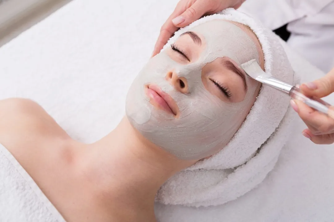 Natural Masks can nourish and revitalize the skin